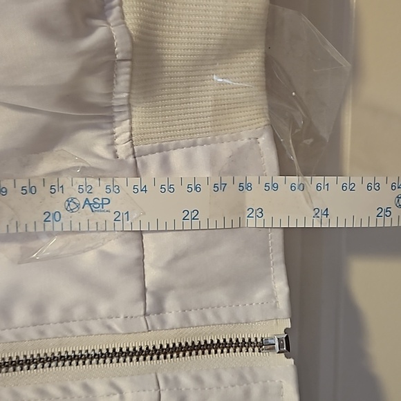 White Bomber Jacket With Patches Size XL - Picture 8 of 8